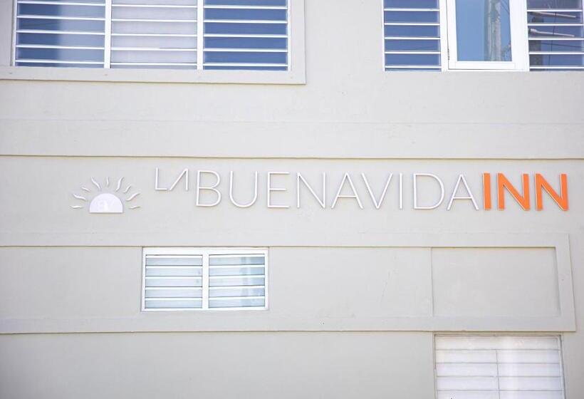 هاستل La Buena Vida Inn