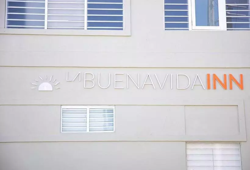 هاستل La Buena Vida Inn