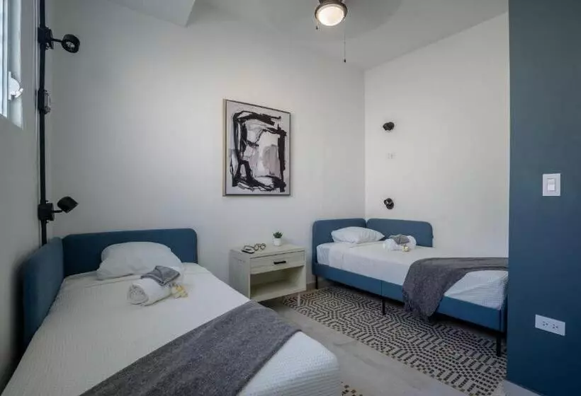 هاستل La Buena Vida Inn