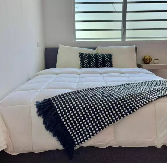 هاستل La Buena Vida Inn