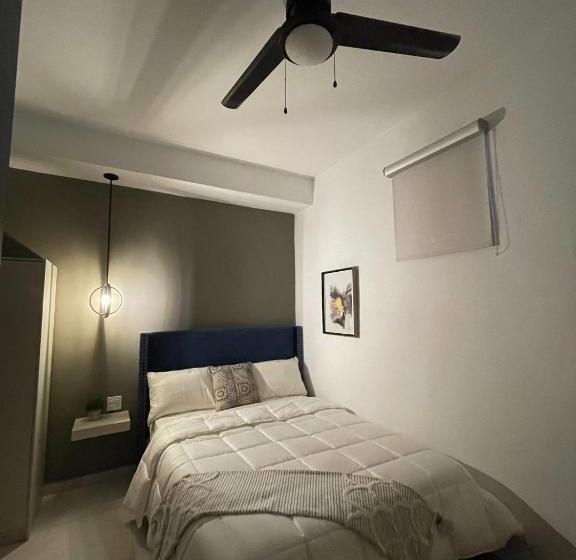 هاستل La Buena Vida Inn