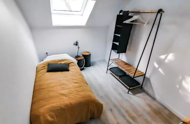 تختخواب و صبحانه D&a Nest