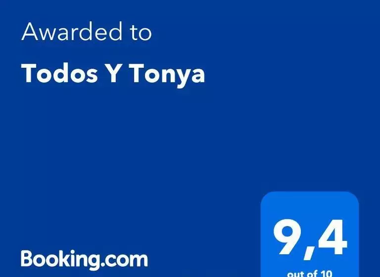 Aamiaismajoitus (B&B) Todos Y Tonya