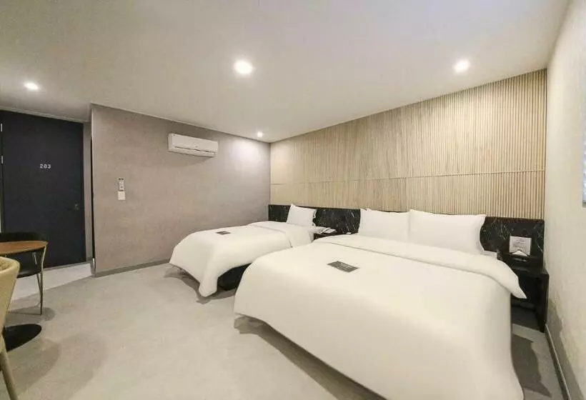 Hotelli 24st.prestige