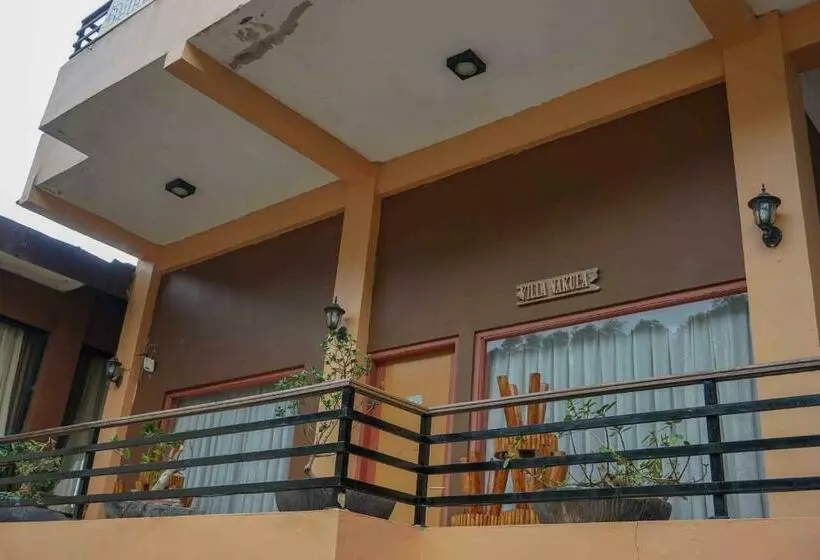ホテル Reddoorz Plus @ Bukit Sekipan Tawangmangu