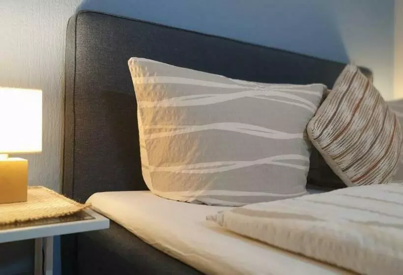 تختخواب و صبحانه Seemoi