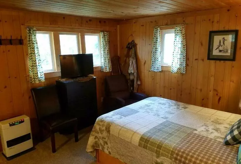 ペンション Northwoods Cottage Bed And Breakfast