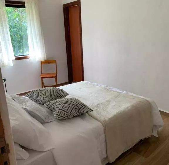 ユースホステル Pousada Canto Das Cachoeiras