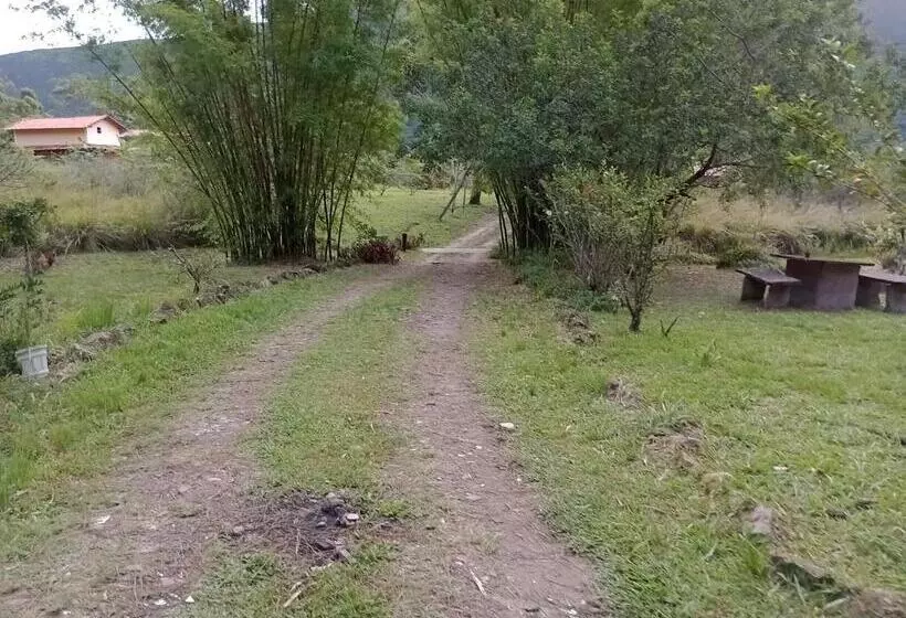 ユースホステル Pousada Canto Das Cachoeiras