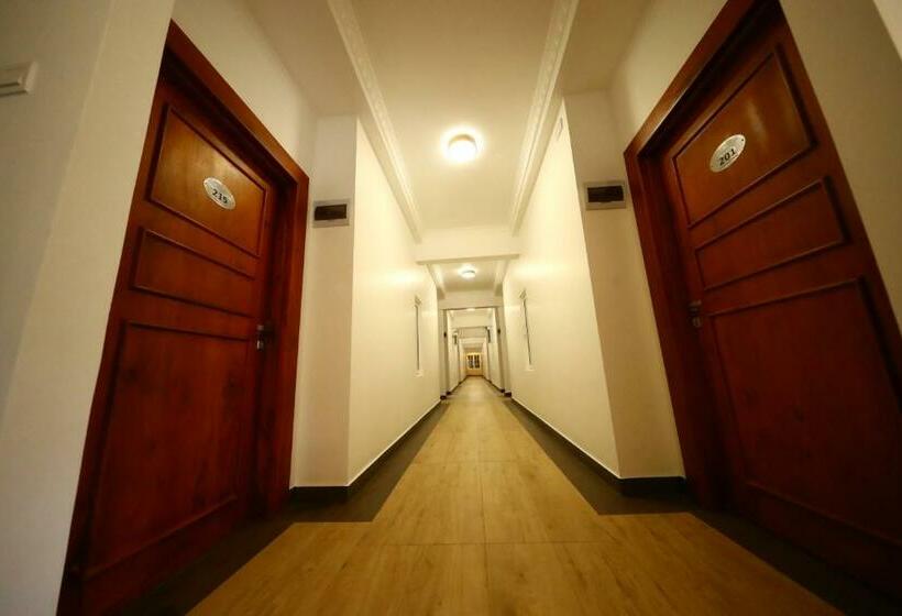 فندق Bpr   Asgiriya ,kandy