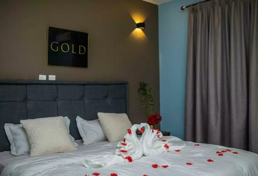 ホテル Piano & Gold Collections, Peduase