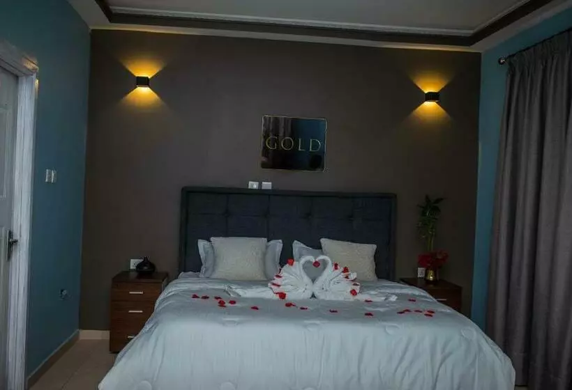 ホテル Piano & Gold Collections, Peduase