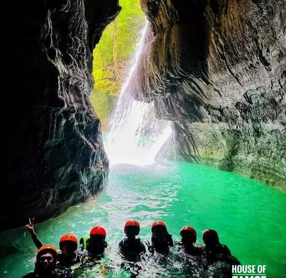 Retkeilymaja House Of Tamse Laagans Inn