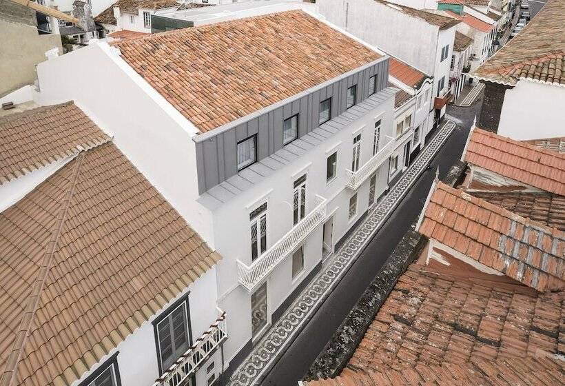 Casa Da Galeria Azores Art Of Hosting