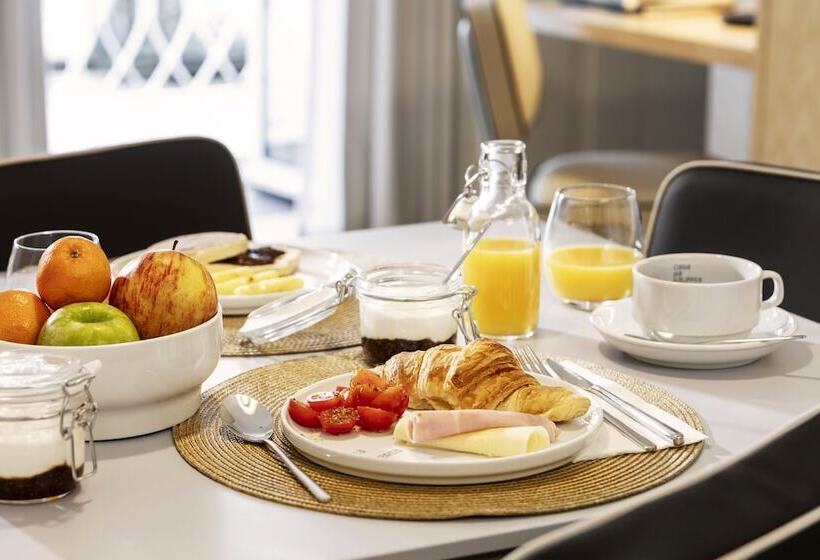 Casa Da Galeria Azores Art Of Hosting