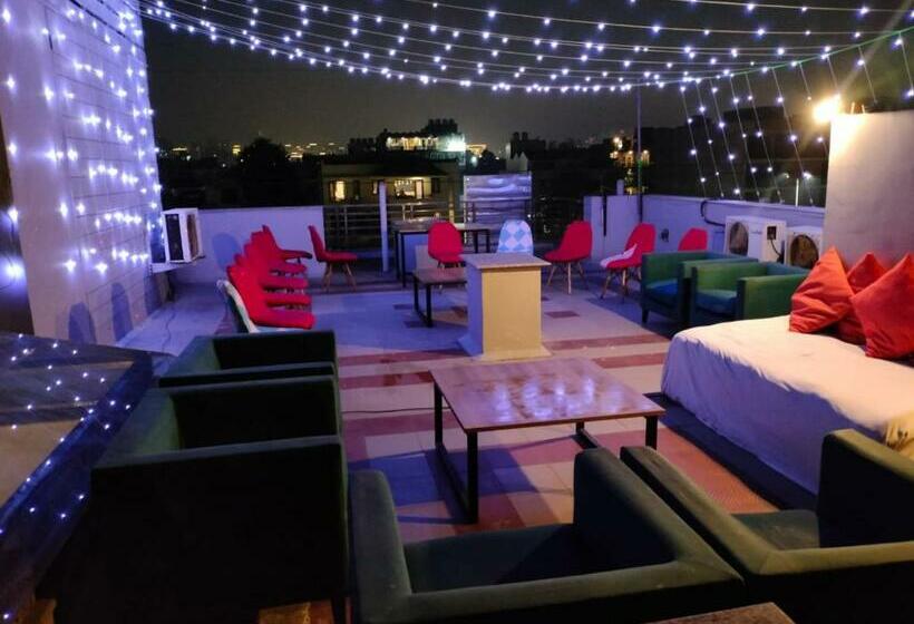 فندق Silver Star Inn Medanta