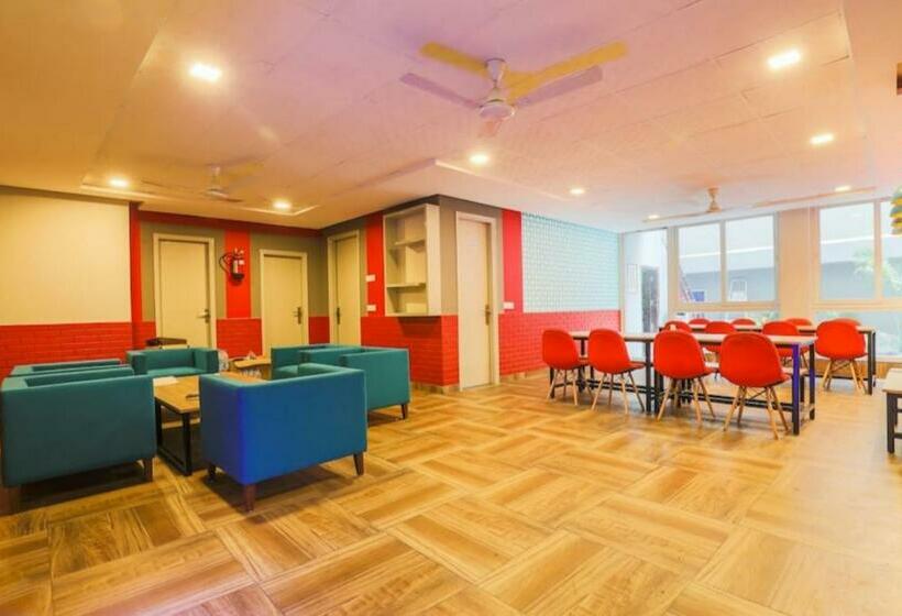 فندق Silver Star Inn Medanta