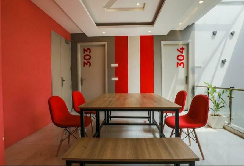 فندق Silver Star Inn Medanta