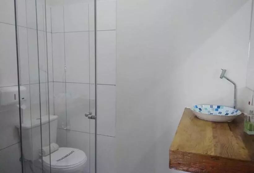 ホテル E Pousada Oca
