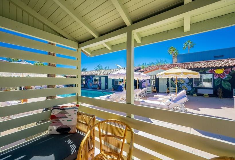 Отель Fleur Noire