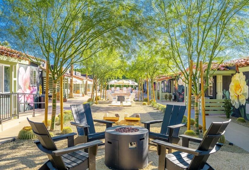 Отель Fleur Noire