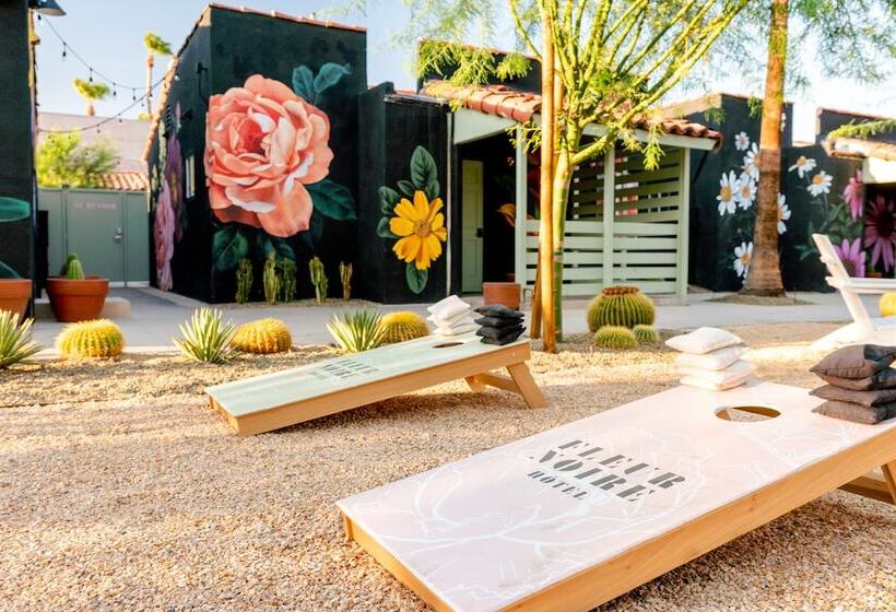 Отель Fleur Noire