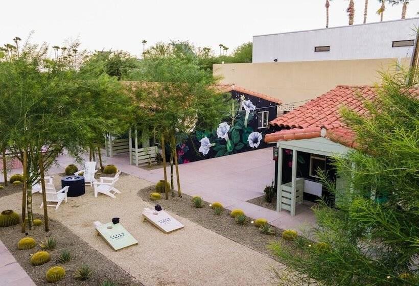 Отель Fleur Noire