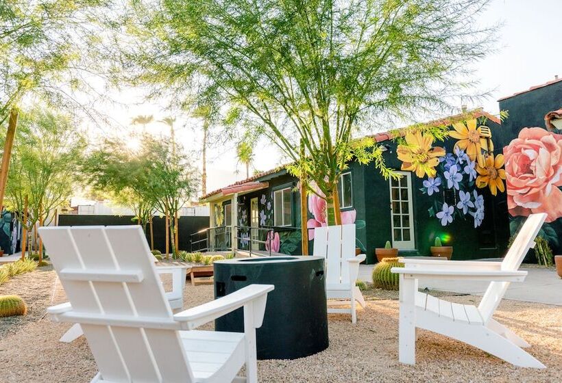 Отель Fleur Noire