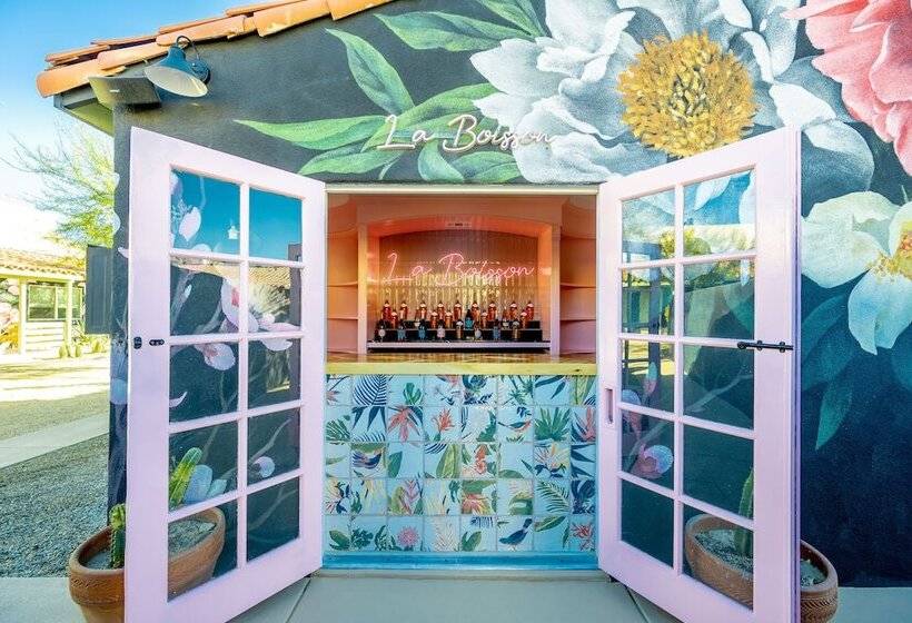 Отель Fleur Noire