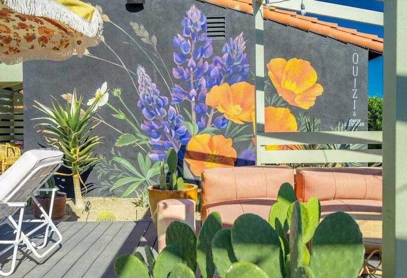 Отель Fleur Noire