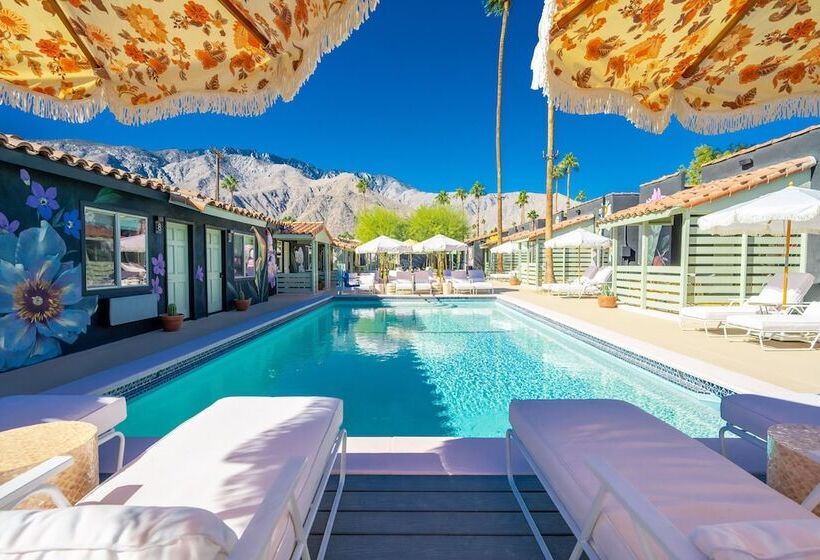 Отель Fleur Noire