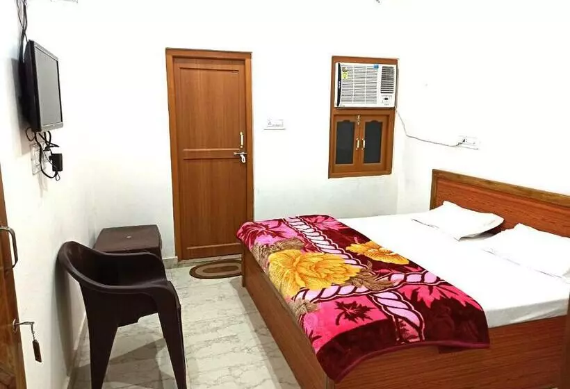 Natraj Homes   Hotel Natraj
