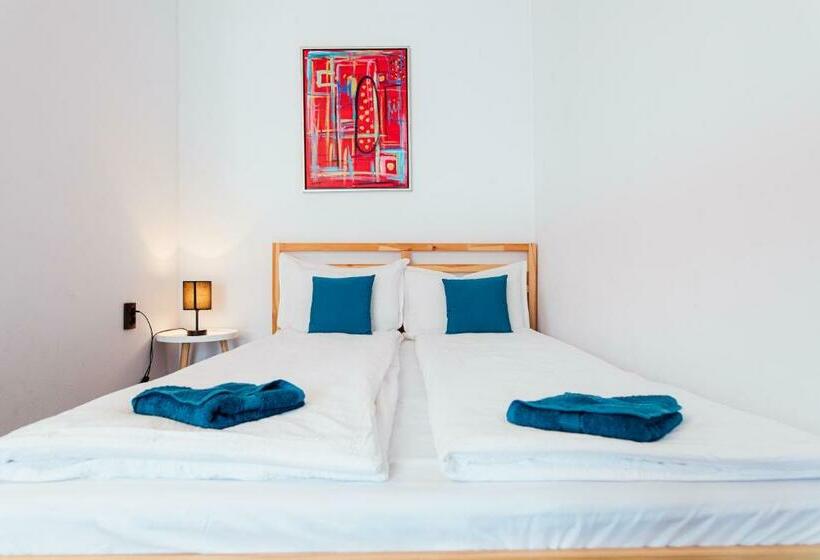 بنسيون Szitas Rooms