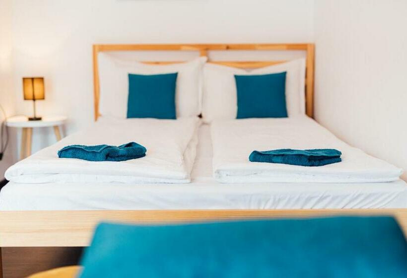 بنسيون Szitas Rooms