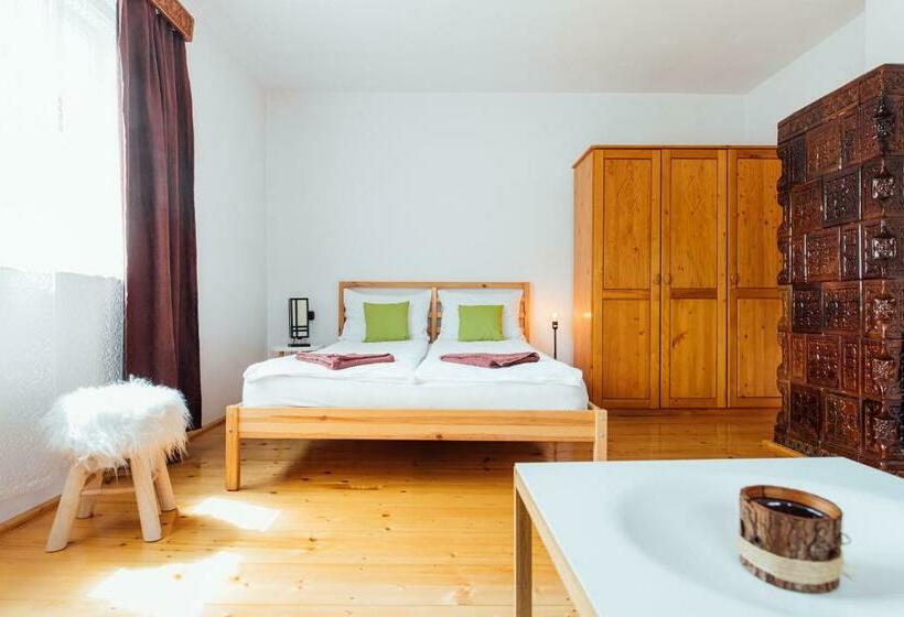 بنسيون Szitas Rooms