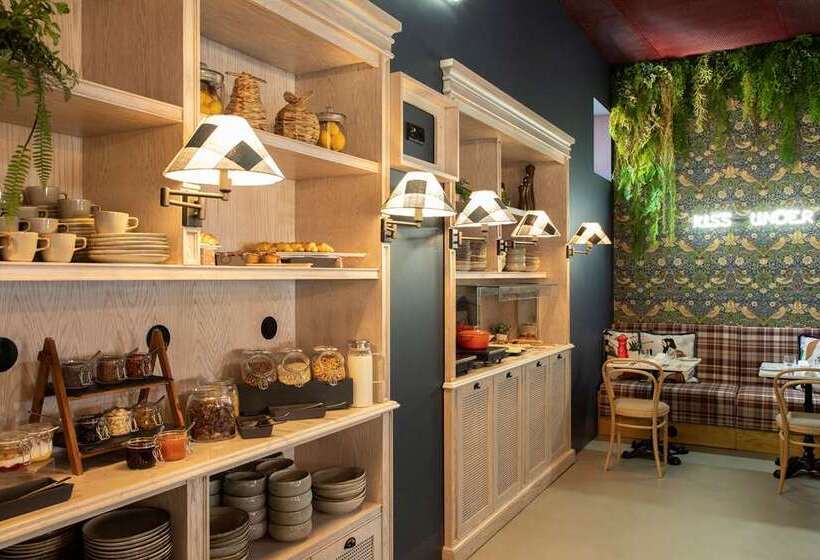 Se Catedral Hotel Porto, Tapestry Collection By Hilton