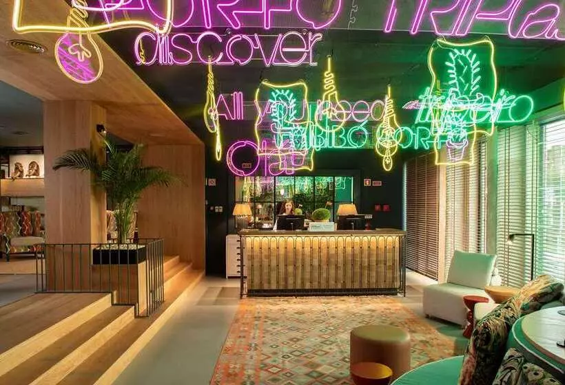 Se Catedral Hotel Porto, Tapestry Collection By Hilton
