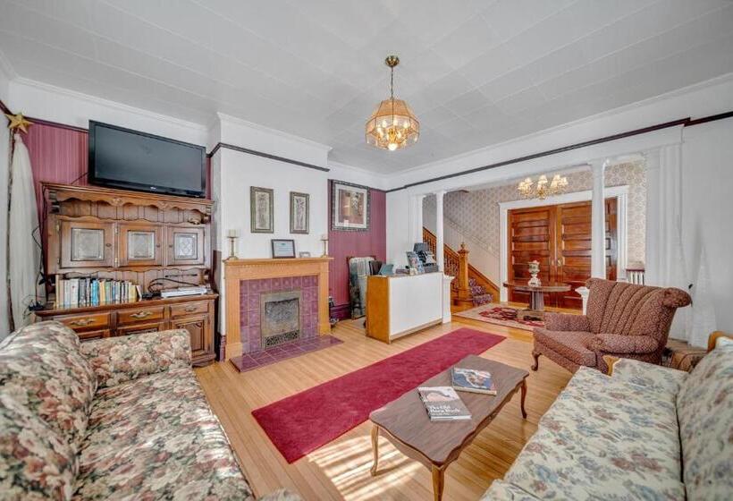 צימר Marmora And Lake Inn