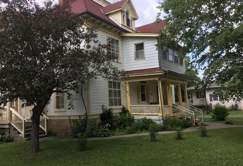 צימר Marmora And Lake Inn