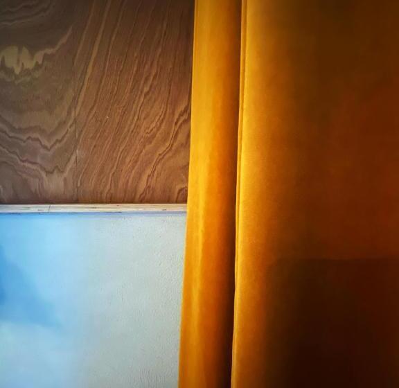 ベッドアンドブレックファースト Bbrut