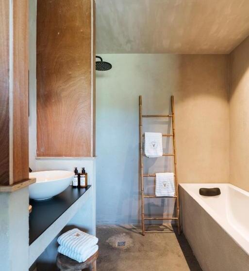 ベッドアンドブレックファースト Bbrut