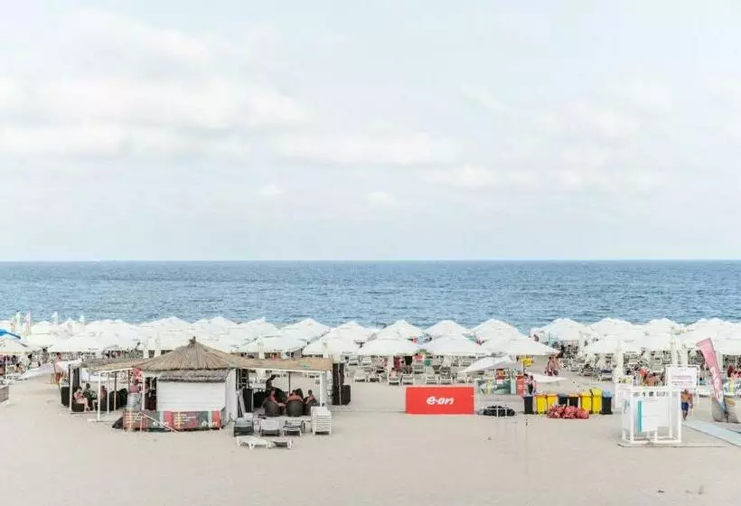 Hotel Mirage Beach Spa