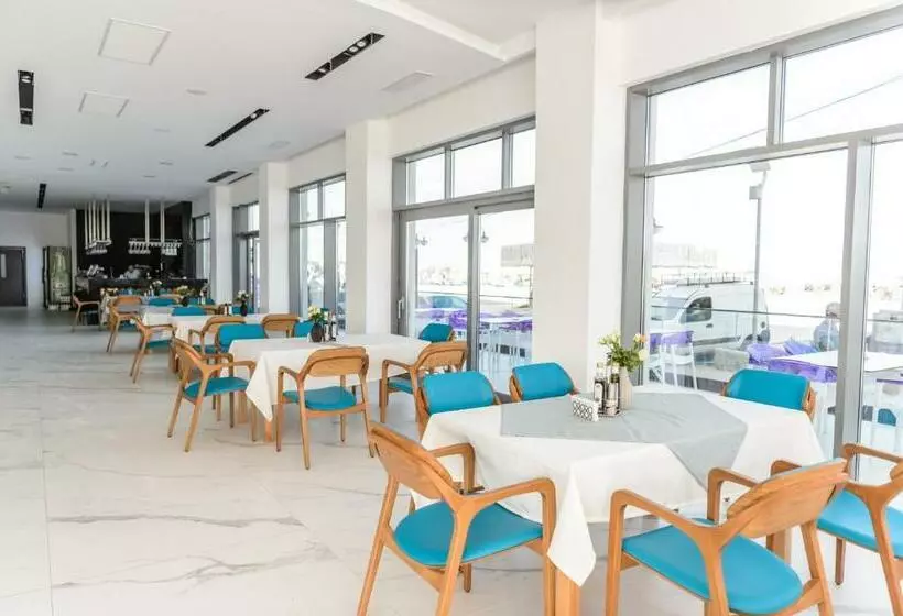 Hotel Mirage Beach Spa