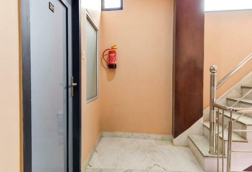 فندق Spot On 78983 Shree Agarwal S