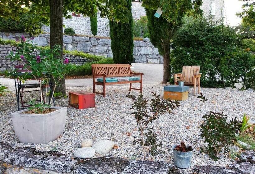 Bed and Breakfast Le Rocher De Sampzon