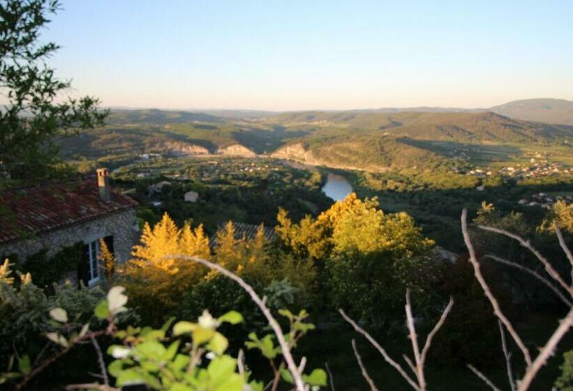 Bed and Breakfast Le Rocher De Sampzon