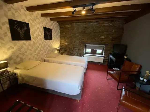 تختخواب و صبحانه Le Tri Renard Spa