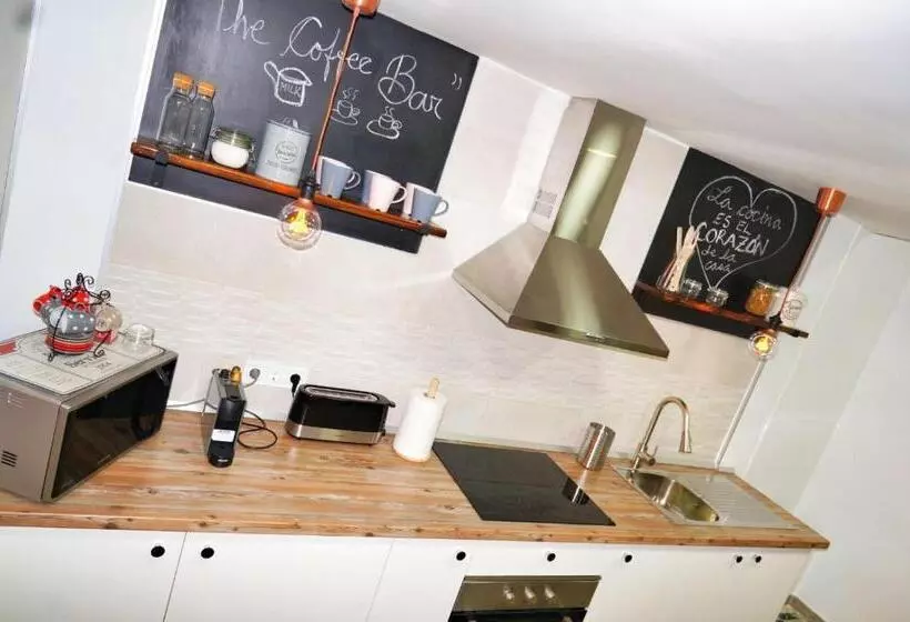 تختخواب و صبحانه T Homes   Cuenca