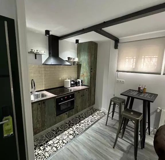 تختخواب و صبحانه T Homes   Cuenca