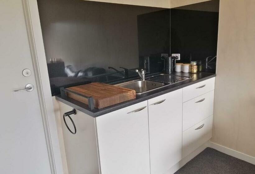 Hot Water Beach Lookout B&b